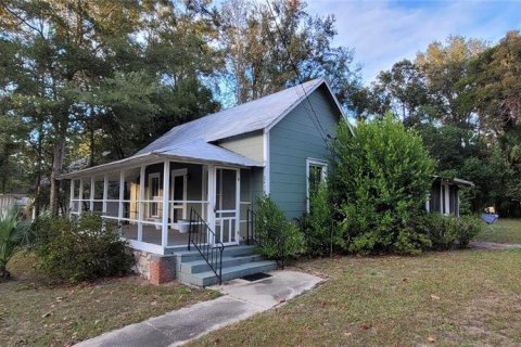 Commercial property in High Springs, Florida 156.63 sq.m. № 1560552 - photo 1