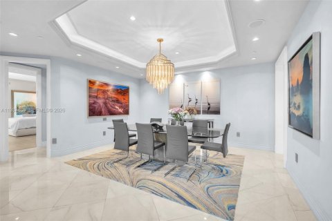 Copropriété à louer à Sunny Isles Beach, Floride: 3 chambres, 257.8 m2 № 1999865 - photo 5