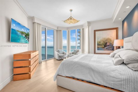 Copropriété à louer à Sunny Isles Beach, Floride: 3 chambres, 257.8 m2 № 1999865 - photo 9