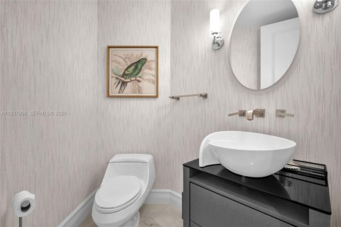 Copropriété à louer à Sunny Isles Beach, Floride: 3 chambres, 257.8 m2 № 1999865 - photo 14