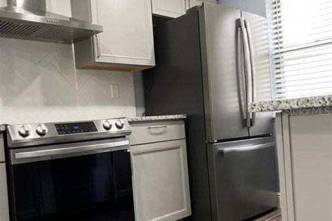 Condo in Kissimmee, Florida, 2 bedrooms  № 2149058 - photo 13