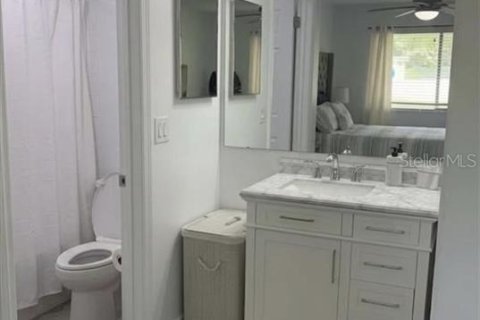 Condo in Kissimmee, Florida, 2 bedrooms  № 2149058 - photo 23