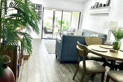 Condo in Kissimmee, Florida, 2 bedrooms  № 2149058 - photo 6