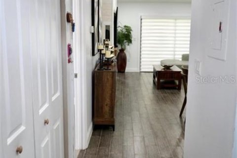 Condo in Kissimmee, Florida, 2 bedrooms  № 2149058 - photo 4