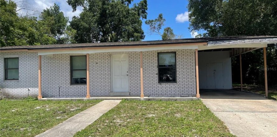 House in Deltona, Florida 2 bedrooms, 82.03 sq.m. № 1894101