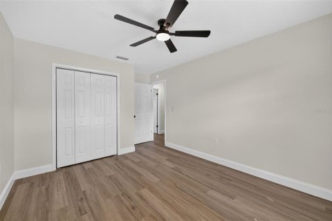 Villa ou maison à vendre à Lakeland, Floride: 4 chambres, 157.38 m2 № 2361333 - photo 15
