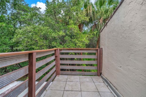 Townhouse in Hollywood, Florida 2 bedrooms, 113.71 sq.m. № 2023404 - photo 23