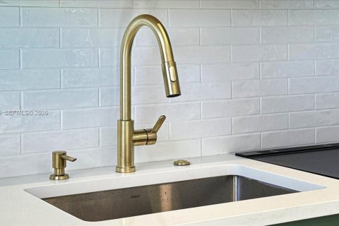 Condominio en venta en Fort Lauderdale, Florida, 2 dormitorios, 95.69 m2 № 2055370 - foto 22