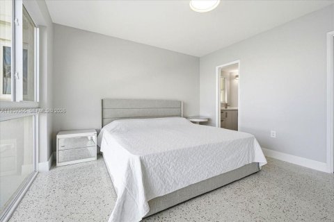 Condominio en venta en Fort Lauderdale, Florida, 2 dormitorios, 95.69 m2 № 2055370 - foto 29