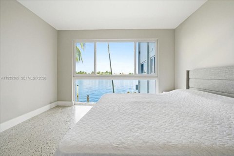 Condominio en venta en Fort Lauderdale, Florida, 2 dormitorios, 95.69 m2 № 2055370 - foto 12