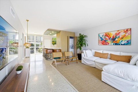 Condominio en venta en Fort Lauderdale, Florida, 2 dormitorios, 95.69 m2 № 2055370 - foto 4