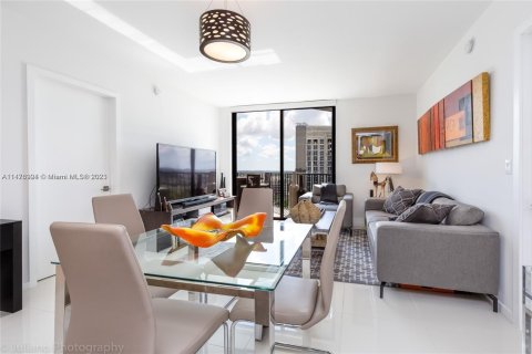 Condo in Doral, Florida, 2 bedrooms  № 2081534 - photo 3