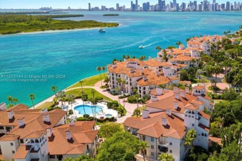 Condominio en venta en Miami Beach, Florida, 3 dormitorios, 254.92 m2 № 1768373 - foto 14
