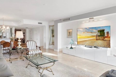 Condominio en venta en Miami Beach, Florida, 3 dormitorios, 254.92 m2 № 1768373 - foto 21