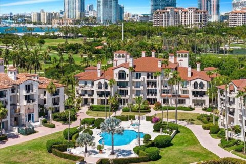 Condominio en venta en Miami Beach, Florida, 3 dormitorios, 254.92 m2 № 1768373 - foto 29