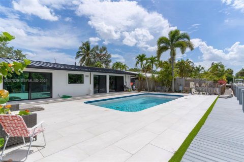 Casa en venta en Fort Lauderdale, Florida, 4 dormitorios, 142.33 m2 № 2269627 - foto 13