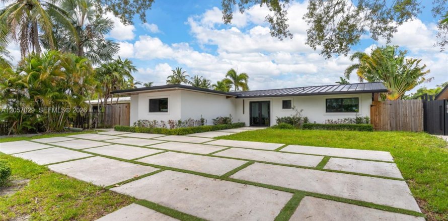 Casa en Fort Lauderdale, Florida 4 dormitorios, 142.33 m2 № 2269627