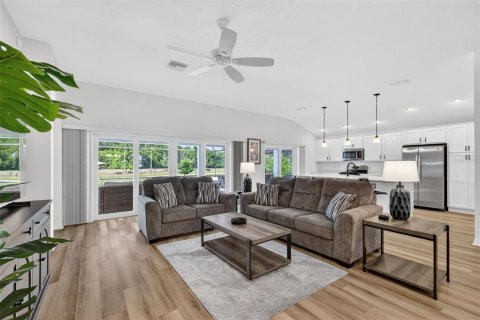 Casa en venta en The Villages, Florida, 3 dormitorios, 180.88 m2 № 2113152 - foto 14