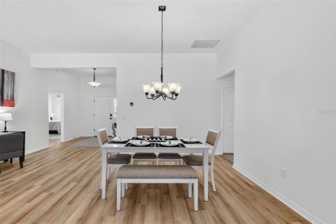 Casa en venta en The Villages, Florida, 3 dormitorios, 180.88 m2 № 2113152 - foto 19