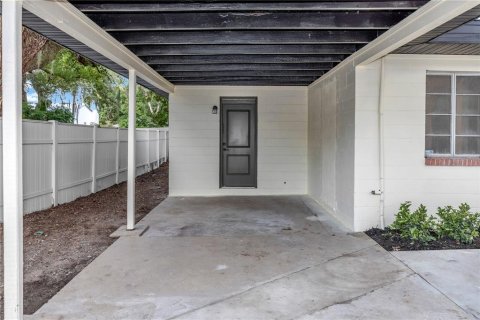 Villa ou maison à louer à Orlando, Floride: 2 chambres, 73.11 m2 № 2389029 - photo 8