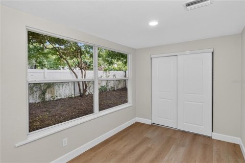 Villa ou maison à louer à Orlando, Floride: 2 chambres, 73.11 m2 № 2389029 - photo 18