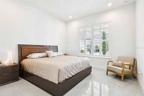 House in Orlando, Florida 4 bedrooms, 398.27 sq.m. № 2095594 - photo 29