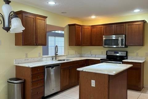 House in The Villages, Florida 3 bedrooms, 158.21 sq.m. № 2177516 - photo 13
