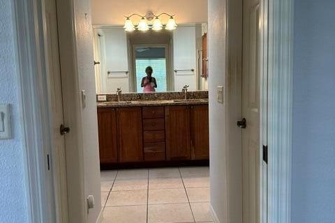 House in The Villages, Florida 3 bedrooms, 158.21 sq.m. № 2177516 - photo 9