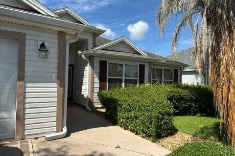 House in The Villages, Florida 3 bedrooms, 158.21 sq.m. № 2177516