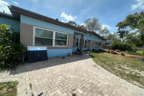 Casa en venta en Tarpon Springs, Florida, 4 dormitorios, 176.61 m2 № 1622757 - foto 2