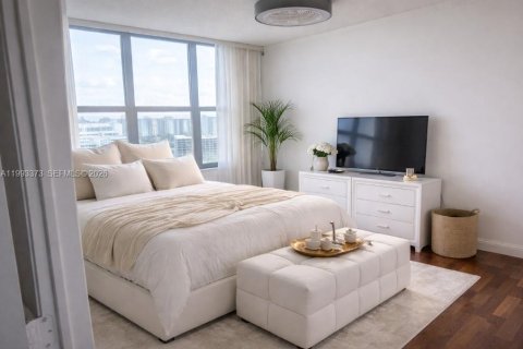 Condominio en venta en Hallandale Beach, Florida, 3 dormitorios, 144.93 m2 № 2056287 - foto 7