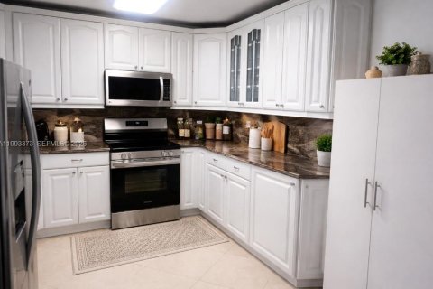 Condominio en venta en Hallandale Beach, Florida, 3 dormitorios, 144.93 m2 № 2056287 - foto 8