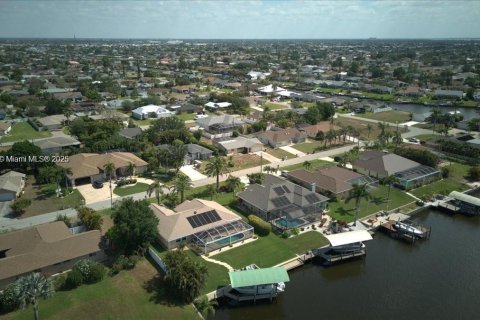 Villa ou maison à vendre à Cape Coral, Floride: 3 chambres № 1948070 - photo 21