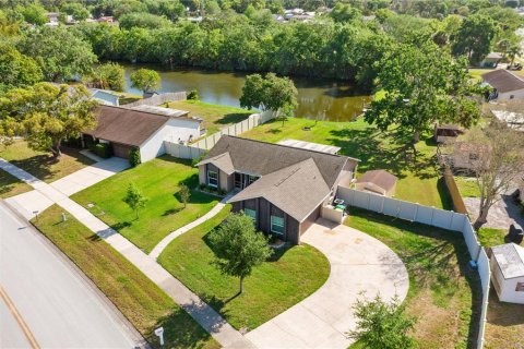 Casa en venta en Cocoa, Florida, 3 dormitorios, 124.4 m2 № 1734995 - foto 3