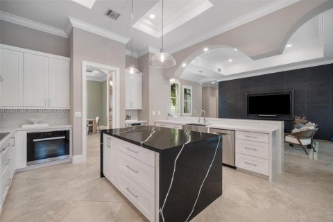 Villa ou maison à louer à Pinecrest, Floride: 5 chambres, 449.46 m2 № 2282920 - photo 3