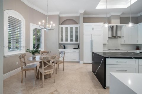 Villa ou maison à louer à Pinecrest, Floride: 5 chambres, 449.46 m2 № 2282920 - photo 7
