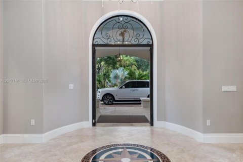 Villa ou maison à louer à Pinecrest, Floride: 5 chambres, 449.46 m2 № 2282920 - photo 17