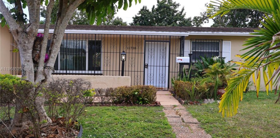 Casa en Miami, Florida 3 dormitorios, 184.32 m2 № 2031686