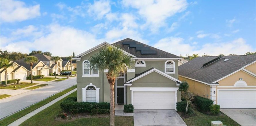 Casa en Clermont, Florida 7 dormitorios, 286.32 m2 № 2385760