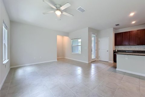 Villa ou maison à vendre à Winter Garden, Floride: 4 chambres, 197.7 m2 № 2133658 - photo 3