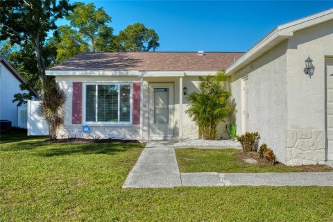 Villa ou maison à vendre à Clearwater, Floride: 3 chambres, 104.24 m2 № 2437254 - photo 8