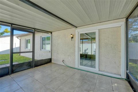 Villa ou maison à vendre à Clearwater, Floride: 3 chambres, 104.24 m2 № 2437254 - photo 30