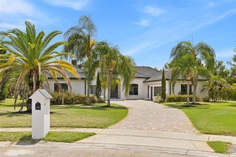 Villa ou maison à vendre à Orlando, Floride: 5 chambres, 464.88 m2 № 2329342 - photo 2