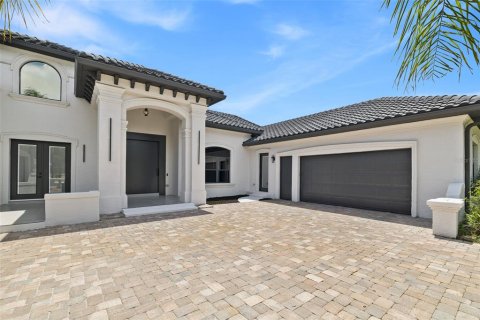 Villa ou maison à vendre à Orlando, Floride: 5 chambres, 464.88 m2 № 2329342 - photo 9