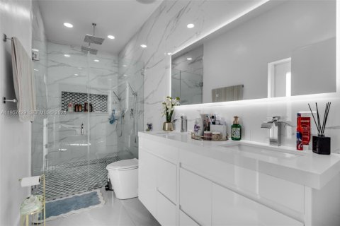 Villa ou maison à vendre à Miami, Floride: 3 chambres, 94.02 m2 № 2023723 - photo 22