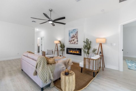 Villa ou maison à vendre à Vero Beach, Floride: 3 chambres, 164.34 m2 № 2362197 - photo 13