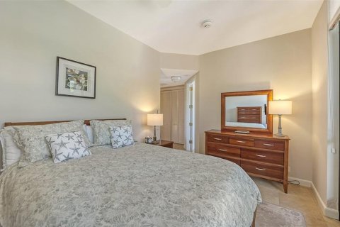 Condo in Longboat Key, Florida, 1 bedroom № 2117289 - photo 17