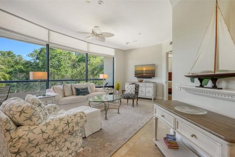 Condo in Longboat Key, Florida, 1 bedroom № 2117289 - photo 2