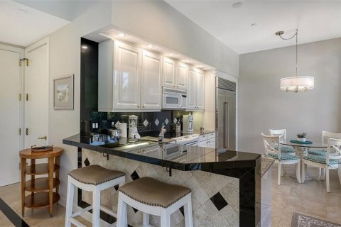 Condo in Longboat Key, Florida, 1 bedroom № 2117289 - photo 8