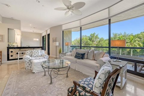 Condo in Longboat Key, Florida, 1 bedroom № 2117289 - photo 5